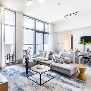 Eden's Homes & - Millennium Atria Residences الإمارات العربية المتحدة