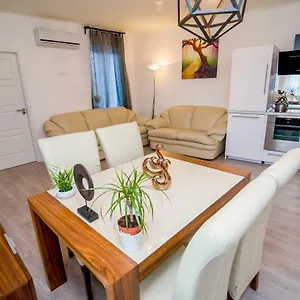 Choosy Flat Apartamento Budapest