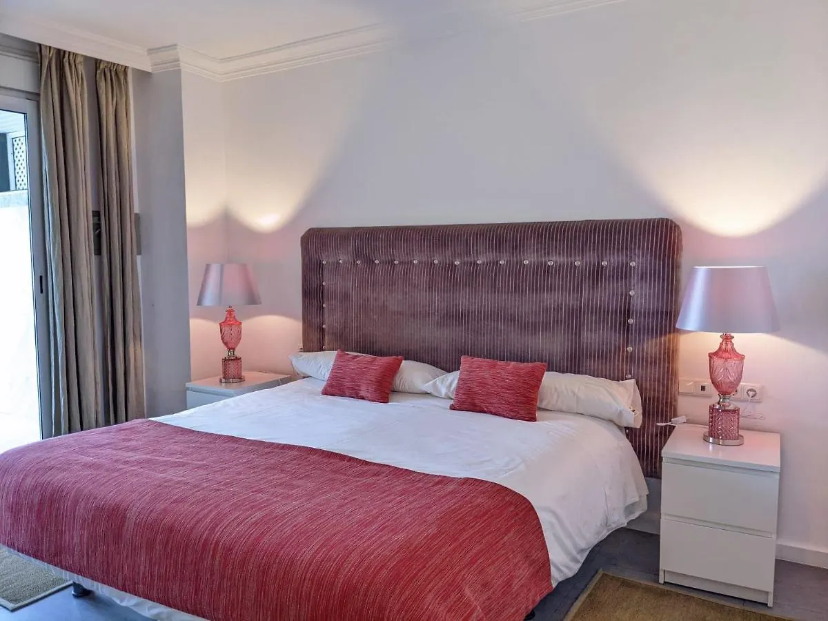 **** Appartamento Coral Beach Aparthotel Marbella Spagna