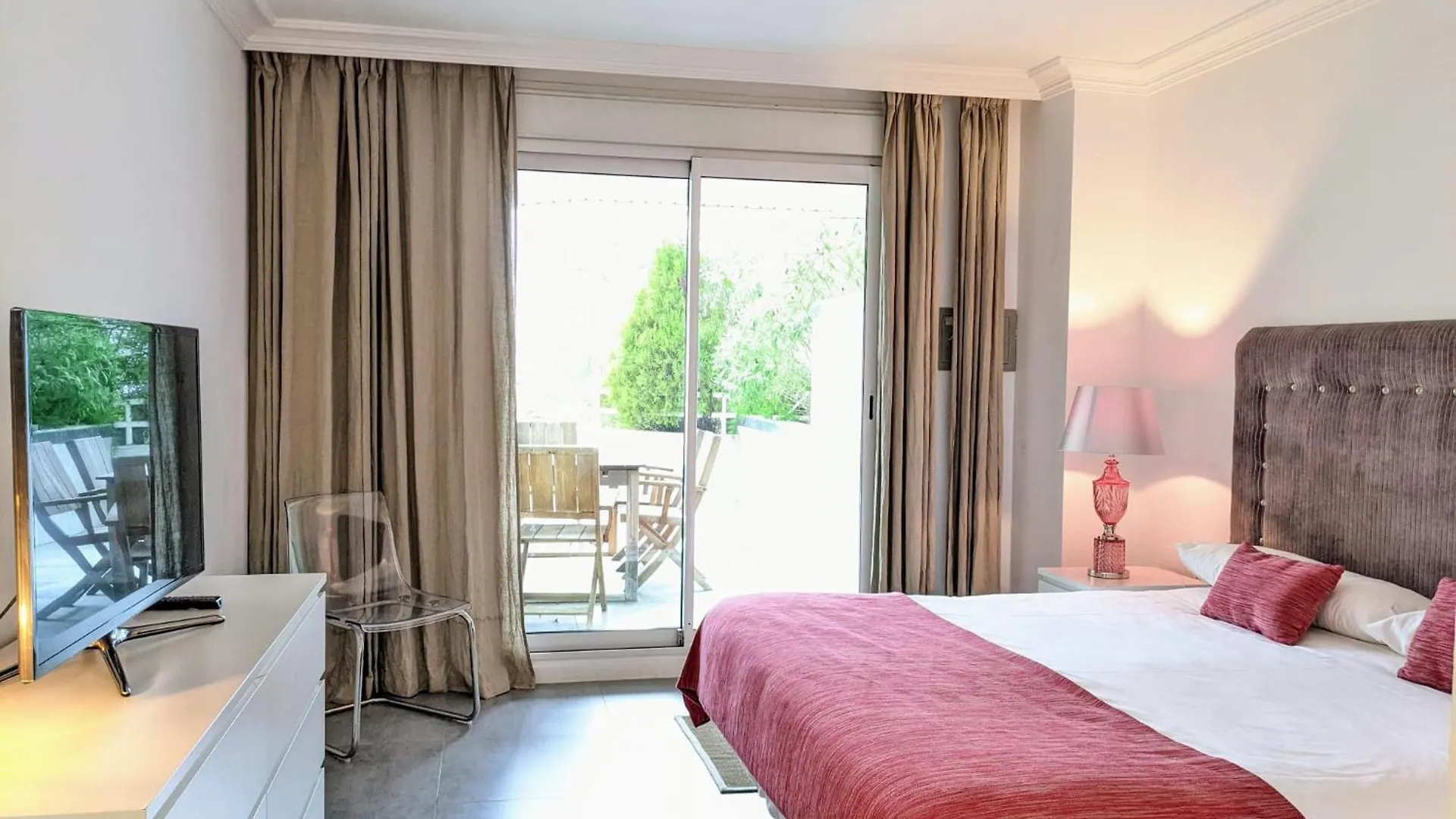 **** Appartamento Coral Beach Aparthotel Marbella Spagna