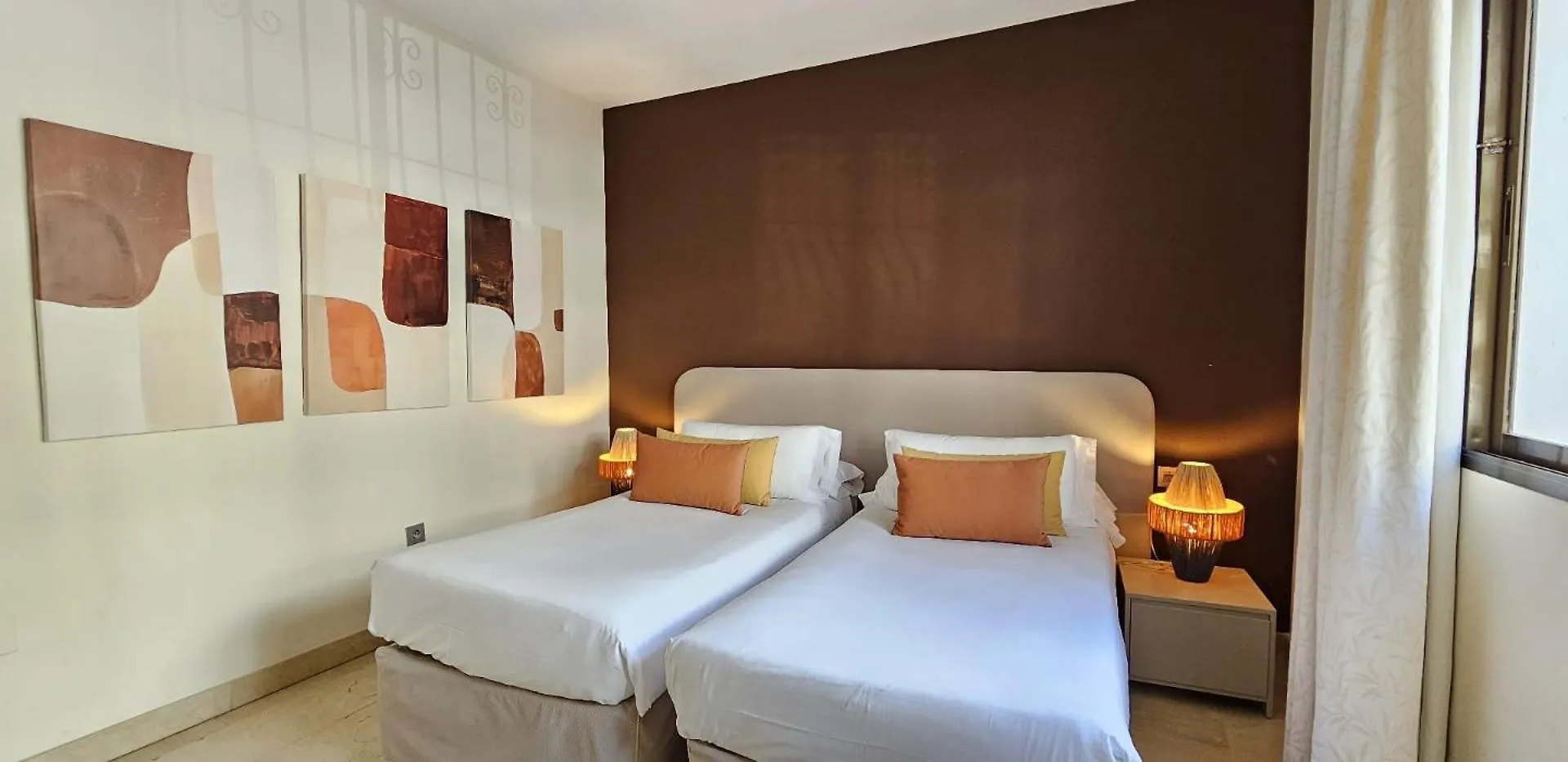 **** Appartement Coral Beach Aparthotel Marbellac Espagne